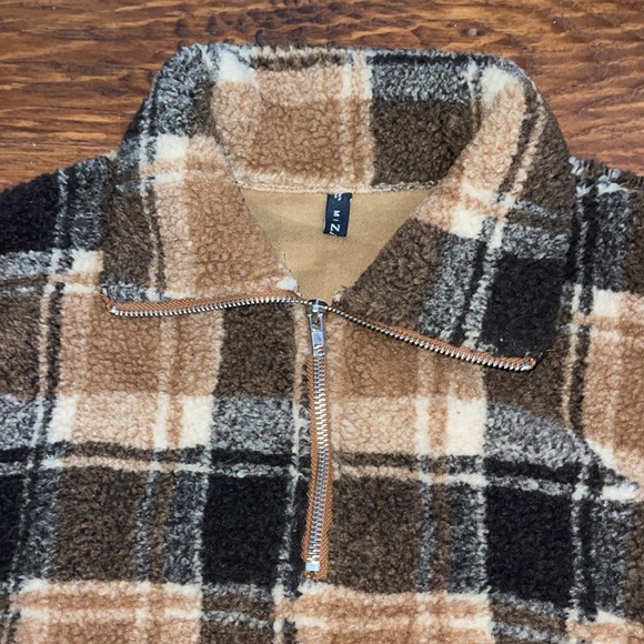 Fall Cropped Cinched Half-Zip Teddy Jacket - Picture 2 of 5